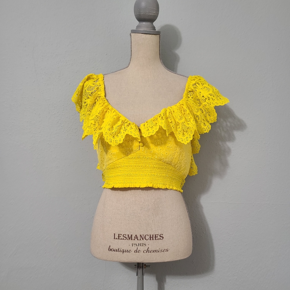 Alice + Olivia Women's Bleeker Embroidered Ruffle Trim Crop Top NWOT‎ Size Large